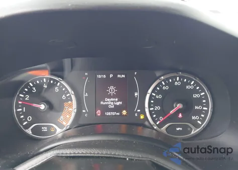 2020 Jeep Renegade Latitude 4X4 z USA, uszkodzony, nr VIN ZACNJBBB3LPL84042